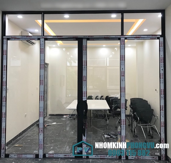 Lắp đặt cửa nhôm xingfa 4 cánh tại Hương lộ 80, Vĩnh Lộc A, Bình Chánh, TPHCM