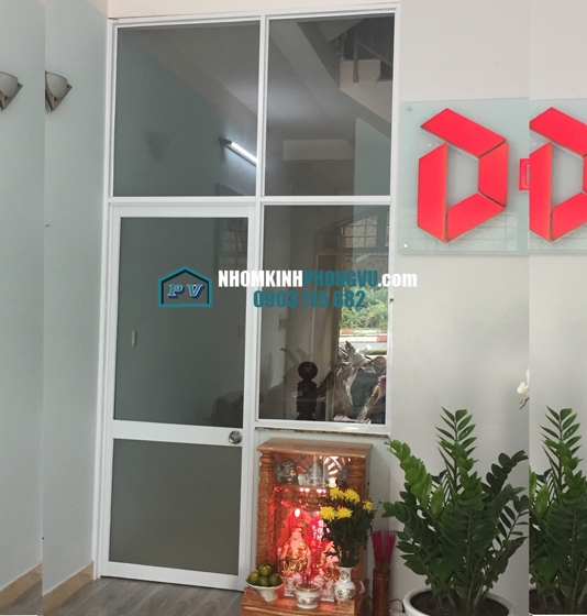 Thi công cửa, vách nhôm kính màu trắng sứ đường Lê Trọng Tấn, Phường Bình Hưng Hòa, Bình Tân, TPHCM