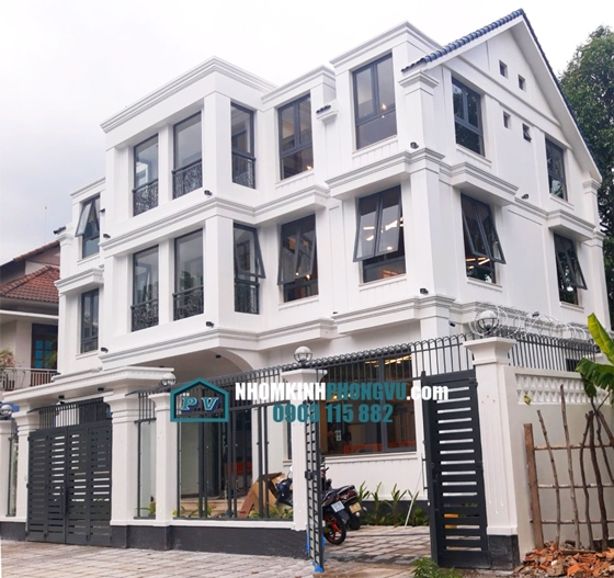 Thi công cửa nhôm kính Xingfa biệt thự Nguyễn Thị Thập, P Tân Phú, Quận 7, TPHCM